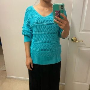 Tommy Bahama V neck cotton pullover. M